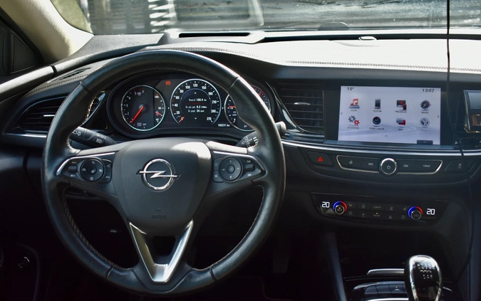 Opel Insignia cena 72500 przebieg: 160297, rok produkcji 2017 z Małomice małe 407